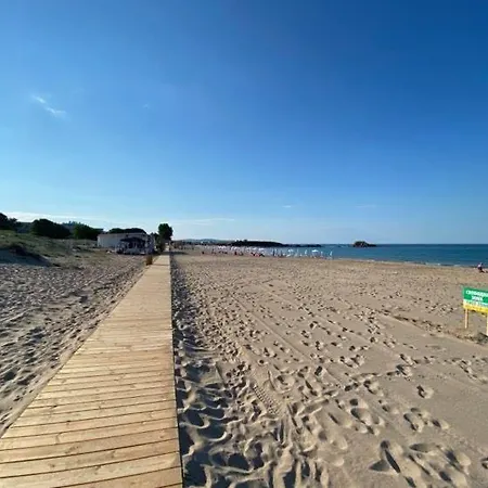 студио симона 4 - първа линия море Lozenets