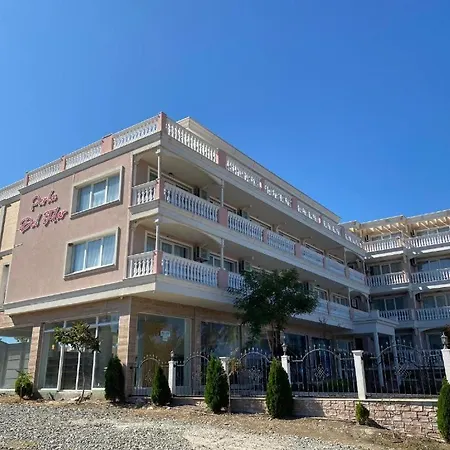 студио симона 4 - първа линия море 公寓 *