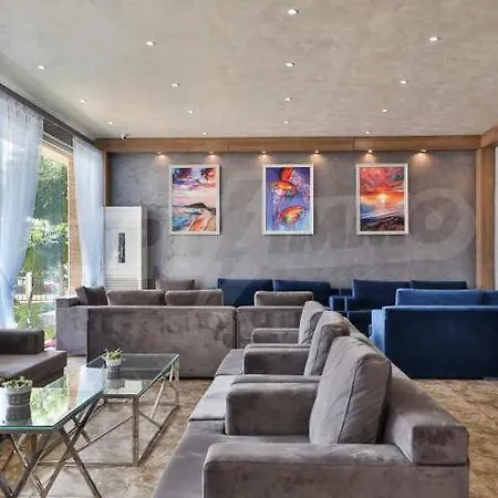 студио симона 4 - първа линия море * Лозенец