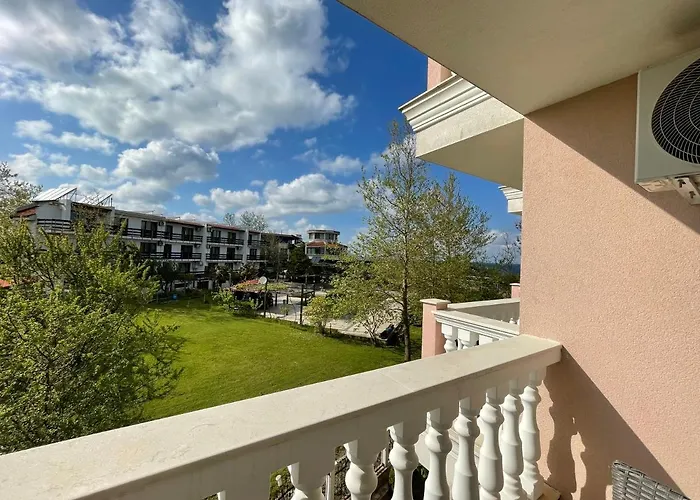 студио симона 4 - първа линия море アパート *