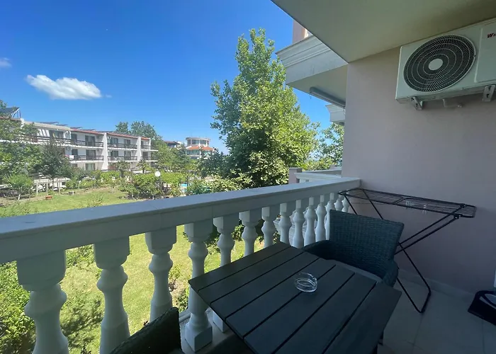 アパート студио симона 4 - първа линия море ロゼネッツ